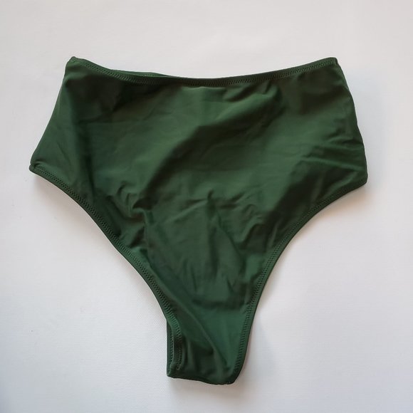 Cupshe Swimsuit, Green Bottoms, Size Medium - Picture 10 of 11
